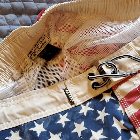 🤑 3 for $10 🤑Swim trunks - Picture 5 of 5